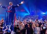 عرض ملك وملكة الحلبة: كودي رودز يحافظ على لقب الـ WWE، راندي اورتن يُفاجئ بالهزيمة وسامي زين يبهر الجماهير في السوبردوم