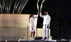 أولمبياد باريس: ماري-جوزيه بيريك وتيدي رينر يوقدان المرجل الأولمبي