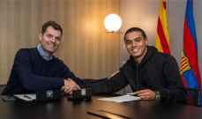 رسمياً: نجل رونالدينيو ينضم لصفوف برشلونة