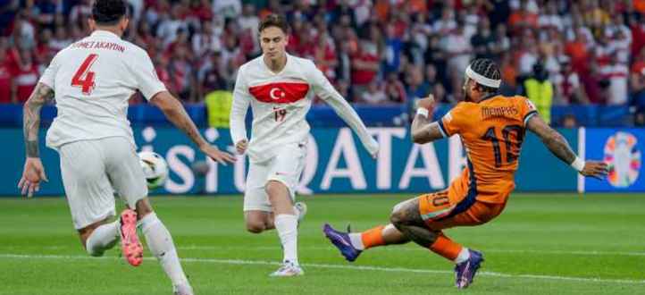 اهم مجريات المباراة بين هولندا وتركيا
