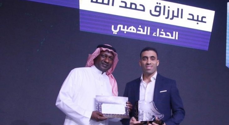 جوائز الدوري السعودي : حمد الله ومدرب التعاون الافضل 