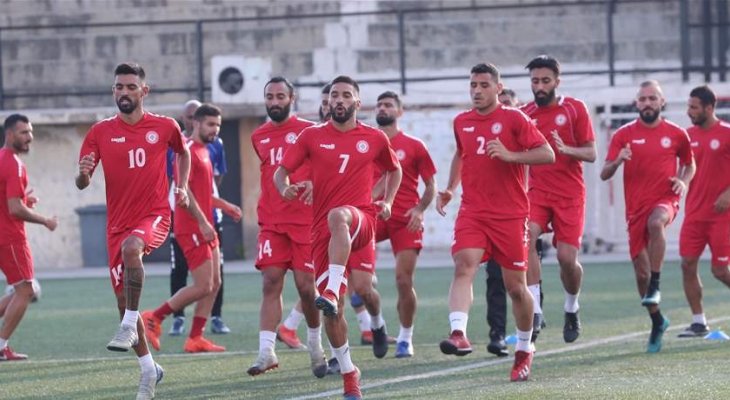 منتخب لبنان يغادر إلى العراق لخوض بطولة غرب آسيا