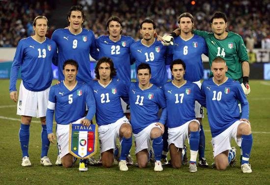 المنتخب الايطالي يلعب في المنطقة التي ضربها الزلزال