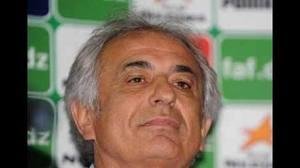 مدرب الجزائر : أهنىء اللاعبين على الفوز امام البنين 