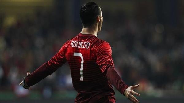 مدرب البرتغال : لهذا السبب لم استدعي رونالدو !