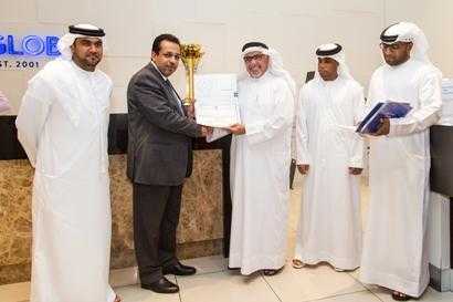 شركة أف أس غلوبال في دبي تتلقى التقدير من فريق النصر الاماراتي 