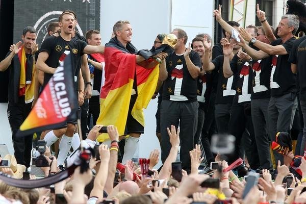 فيرديناند : المانيا ستسيطر على الكرة العالمية في الفترة المقبلة 