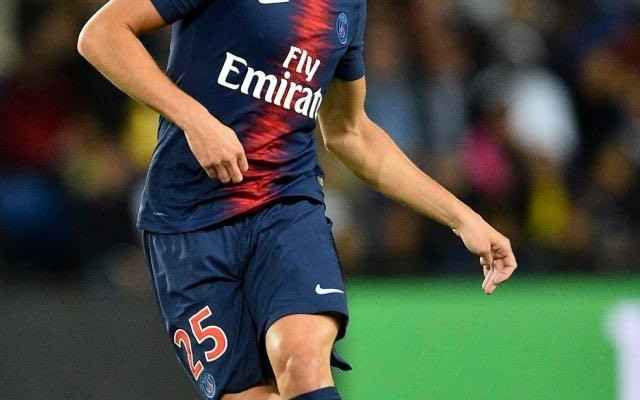 باريس سان جيرمان يريد تجديد عقد لاعبه رابيو 