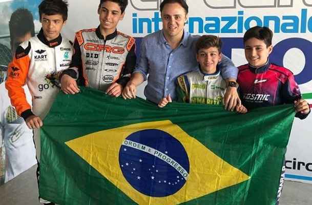 فيليبي ماسا يدعم السائقين البرازيليين الشباب