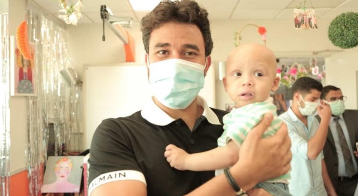 تريزيغيه يتبرع بجائزة فري فاير لمستشفى سرطان الأطفال في القاهرة 