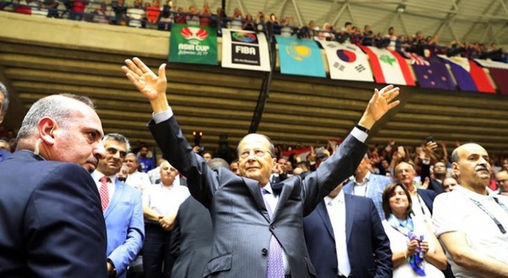 ماذا قال رئيس الجمهورية ميشال عون للاعبي لبنان في غرفة الملابس؟