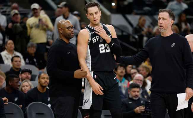 NBA تغرّم نجم سان انطونيو سبيرز 35 الف دولار