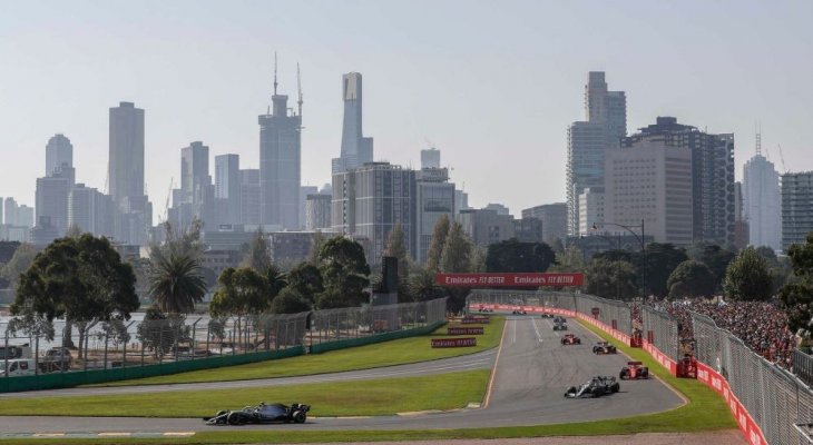 وزير السياحة الأسترالية يأمل بإقامة سباق الفورمولا 1