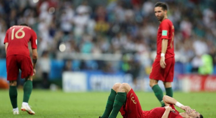 هدف اسبانيا الاول غير صحيح وشجاعي لاعب المنتخب الايراني يستحق بطاقة حمراء 
