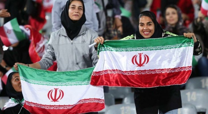 ايران تسمح لمواطناتها بالحضور في المدرجات