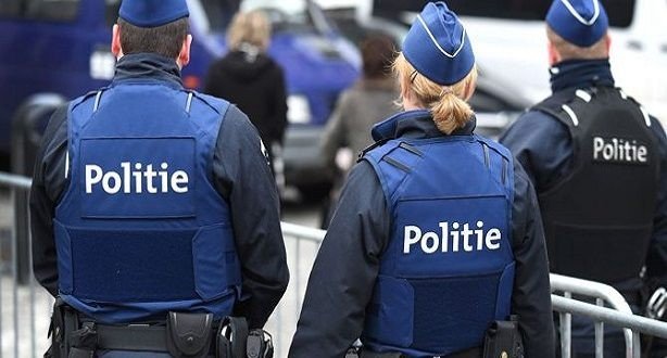 شرطة بلجيكا تقوم بمداهمات في سبع دول بسبب تورط اندية بمراهنات مشبوهة