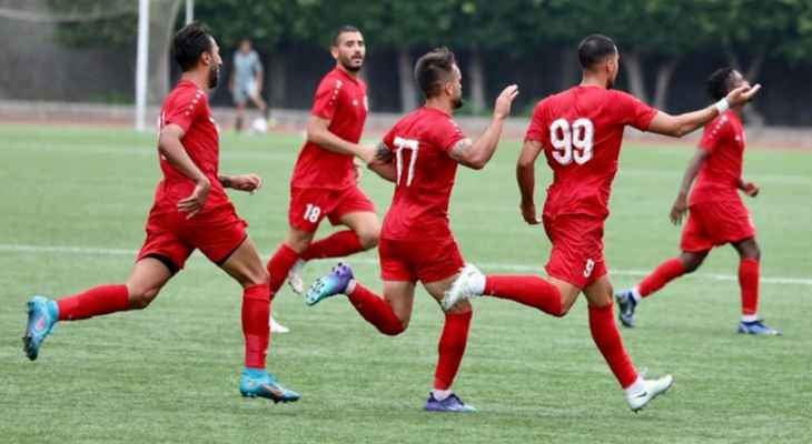 بطولة لبنان لكرة القدم: النجمة يهزم الحكمة والعهد يفوز بصعوبة على الإخاء الأهلي عاليه