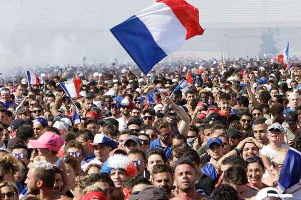 قتيلان وعدد من الجرحى في احتفالات الفرنسيين باحراز لقب مونديال روسيا