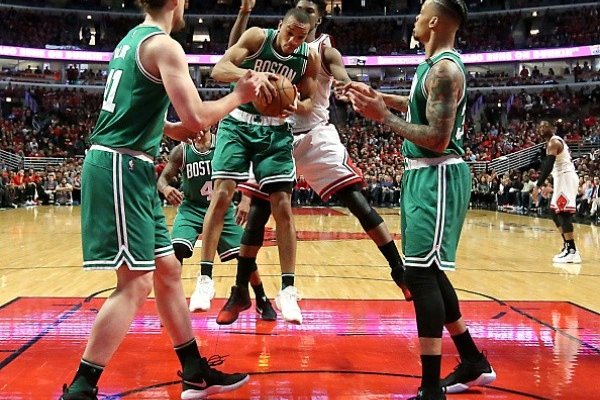 NBA: السيلتيكس واوكلاهوما يقلصان الفارق في سلسلة ربع النهائي 