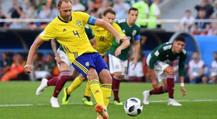 قائد المنتخب السويدي ينفي خبر اعتزاله اللعب الدولي