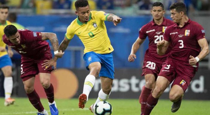 تصفيات أميركا الجنوبية: البرازيل تفوز الارجنتين تتعادل وتشيلي تخسر من بيرو