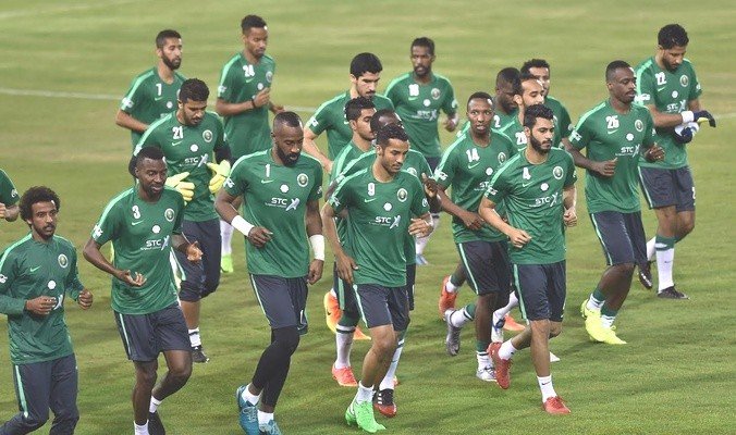 لاعبو المنتخب السعودي يغيبون عن نهائي كأس الملك