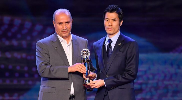 يوشيكاوا ينال جائزة افضل لاعب صالات في اسيا لعام 2019  