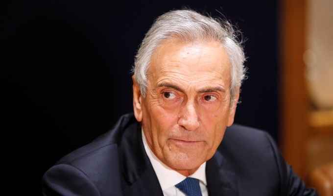 رئيس الاتحاد الايطالي: ندرس اتفاق بشأن تمديد عقود اللاعبين 