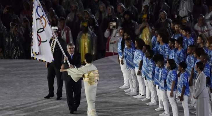 ريو تُسلّم علم الأولمبياد الى طوكيو