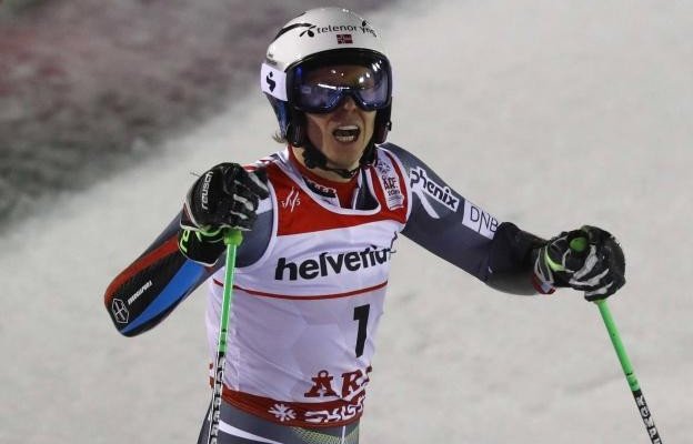 بطولة العالم للتزلج: النروجي كريستوفيرسين يحرز الميدالية الذهبية