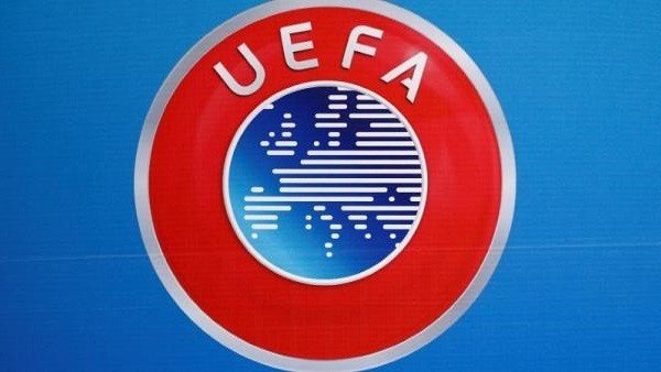 الاتحاد الاوروبي يضع حدا للصفقات الخيالية في كرة القدم 