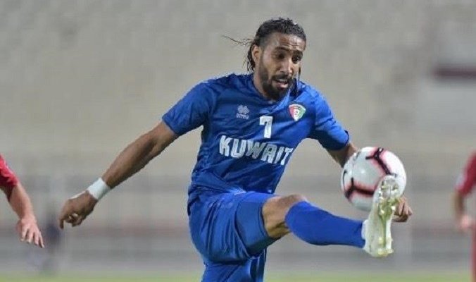 نادي الكويت يستعيد فهد العنزي من المرخية القطري