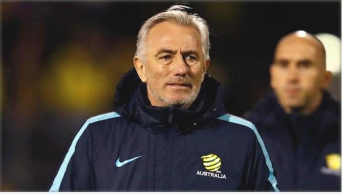 مدرب استراليا سعيد بتطور اداء لاعبيه امام كولومبيا 