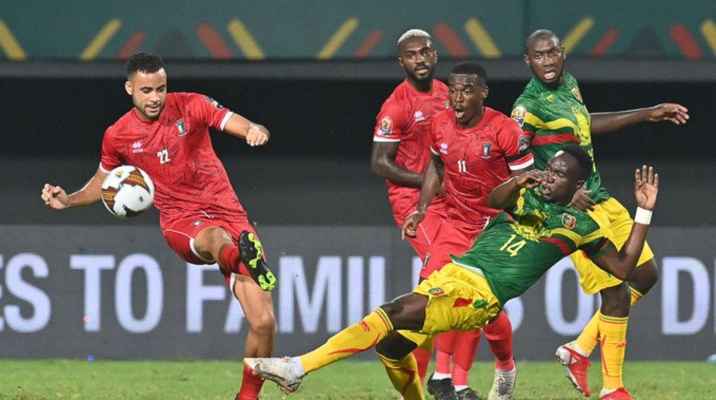 كأس امم افريقيا: غينيا الاستوائية تعبر الى دور الربع نهائي بفوزها بركلات الترجيح على مالي