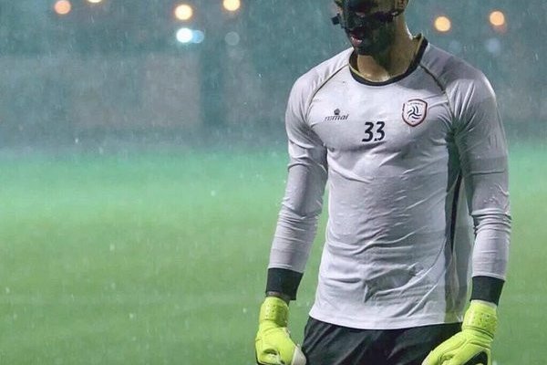 حارس الشباب السعودي يشترط للرحيل عن الفريق