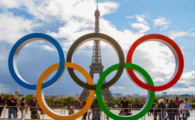 لعبة الملاكمة مهددة بالغياب عن اولمبياد باريس