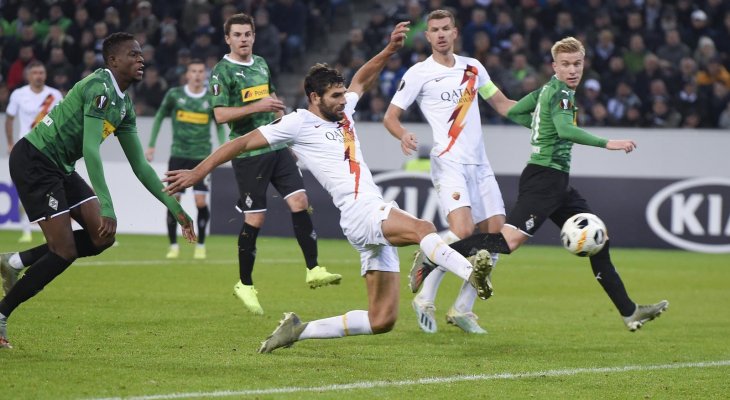 الدوري الأوروبي: روما يفقد الصدارة بهزيمة امام مونشنغلادباخ وفوز سبورتينغ براغا على بشكتاش 
