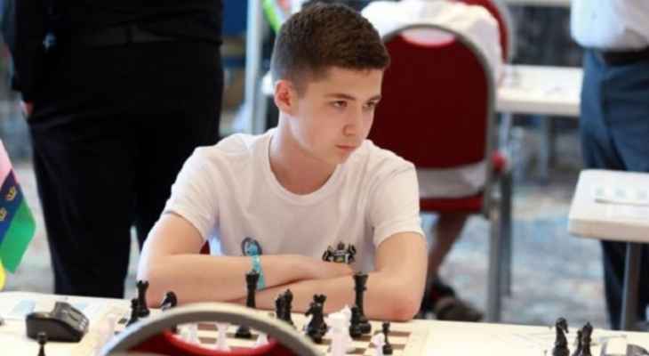 فتى بعمر13 عاماً يصبح اصغر"غراند ماستر " في الشطرنج في روسيا