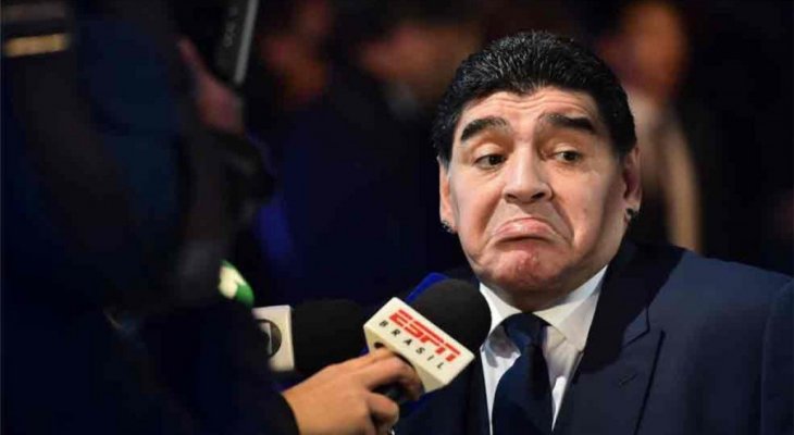 مارادونا : ميسي يلعب وحيدا في المنتخب الارجنتيني 