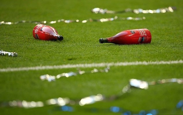 الاتحاد الانكليزي يمنع الكحول في احتفالات تتويج كأس الاتحاد