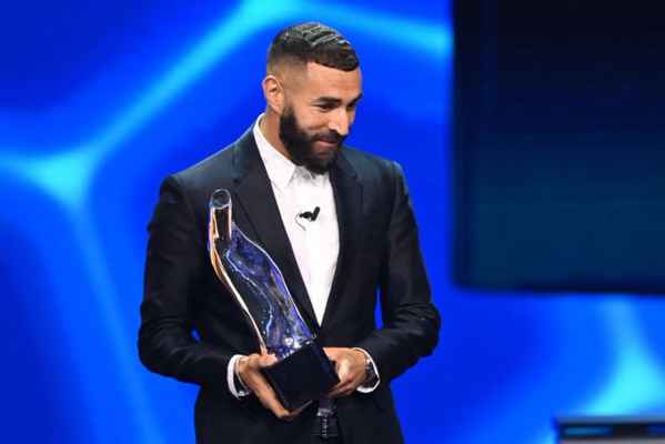 كريم بنزيما يفوز بجائزة افضل لاعب في اوروبا