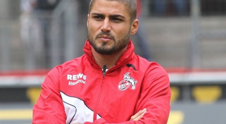 يوسف محمد يعلن اعتزاله كرة القدم