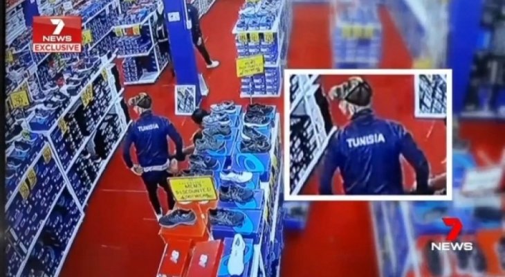 مشكلة للاعبي تونس في متجر رياضي 