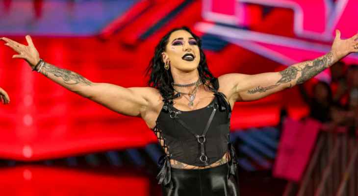 ريا ريبلي تتوصل إلى اتفاق جديد مع WWE