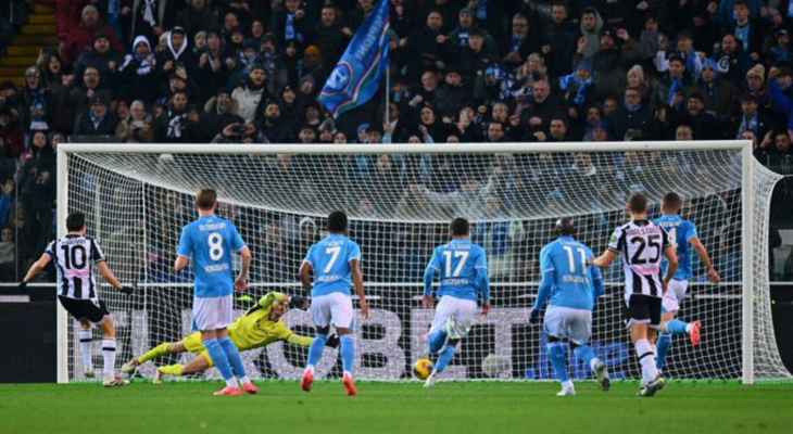 الدوري الايطالي: نابولي ينتصر على أودينيزي ويواصل مطاردة أتالانتا