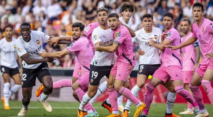 الدوري الإسباني: صراع مرير على تحاشي الهبوط بين ستة فرق
