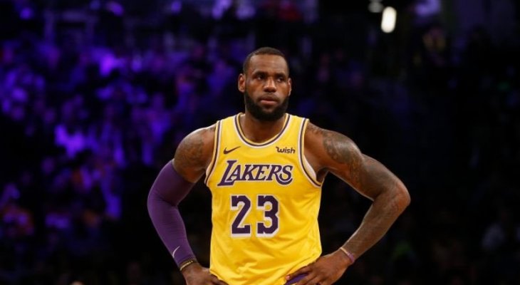 NBA: الملك يقود الليكرز مجدداً للانتصار وسان انطونيو يحقق المطلوب 