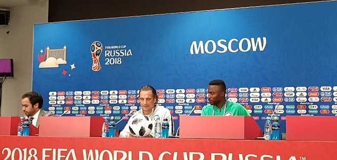 مدرب السعودية يرشح ميسي ورفاقه للفوز بالمونديال الروسي 