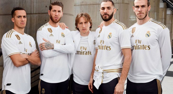 ريال مدريد يكشف عن قميصه الجديد لموسم 2019-2020