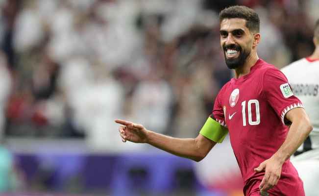 حسن الهيدوس قائد قطر يعتزل اللعب دولياً